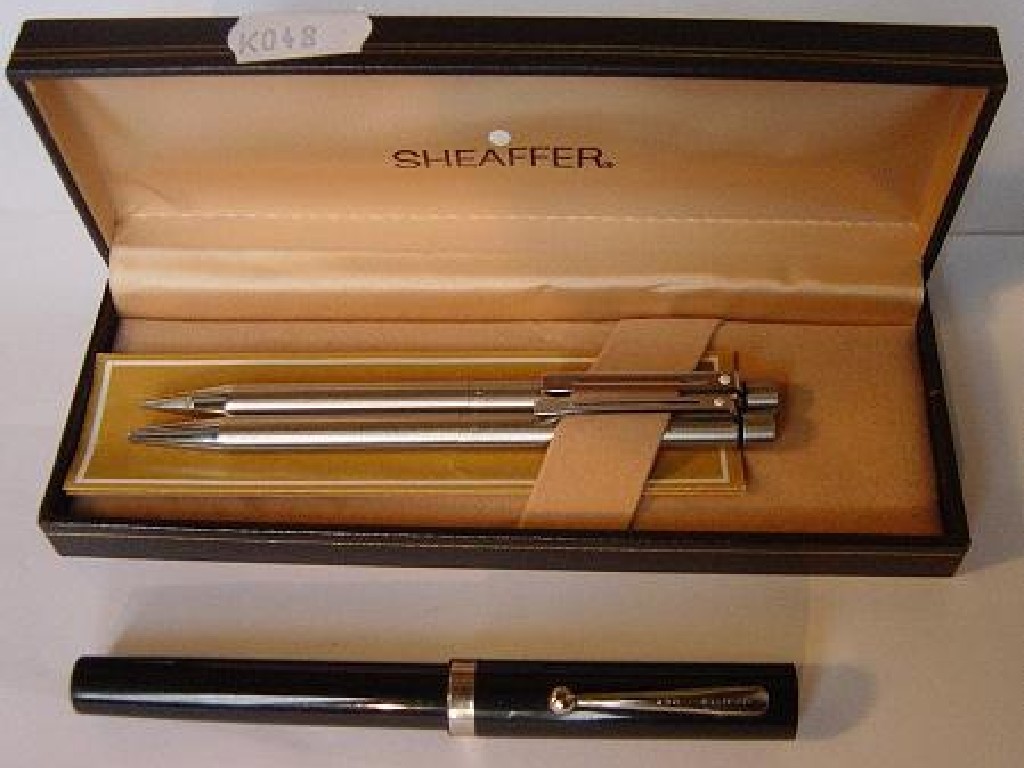 Appraisal: A fountain pen by Sheaffer together with further Sheaffer pens