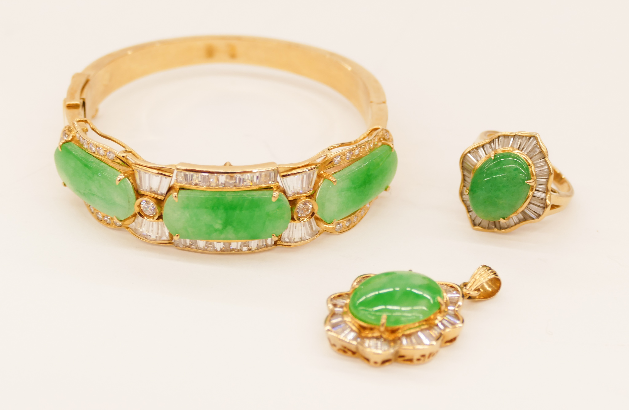 Appraisal: pc Chinese k Jadeite and Diamond Jewelry Suite Includes a