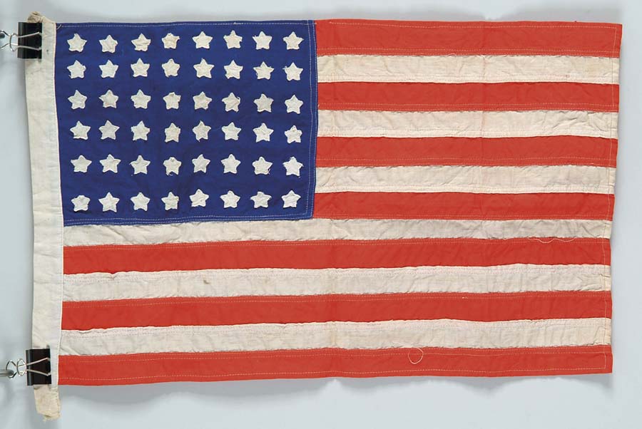 Appraisal: -STAR AMERICAN FLAG x all cotton hand made machine-sewn flag