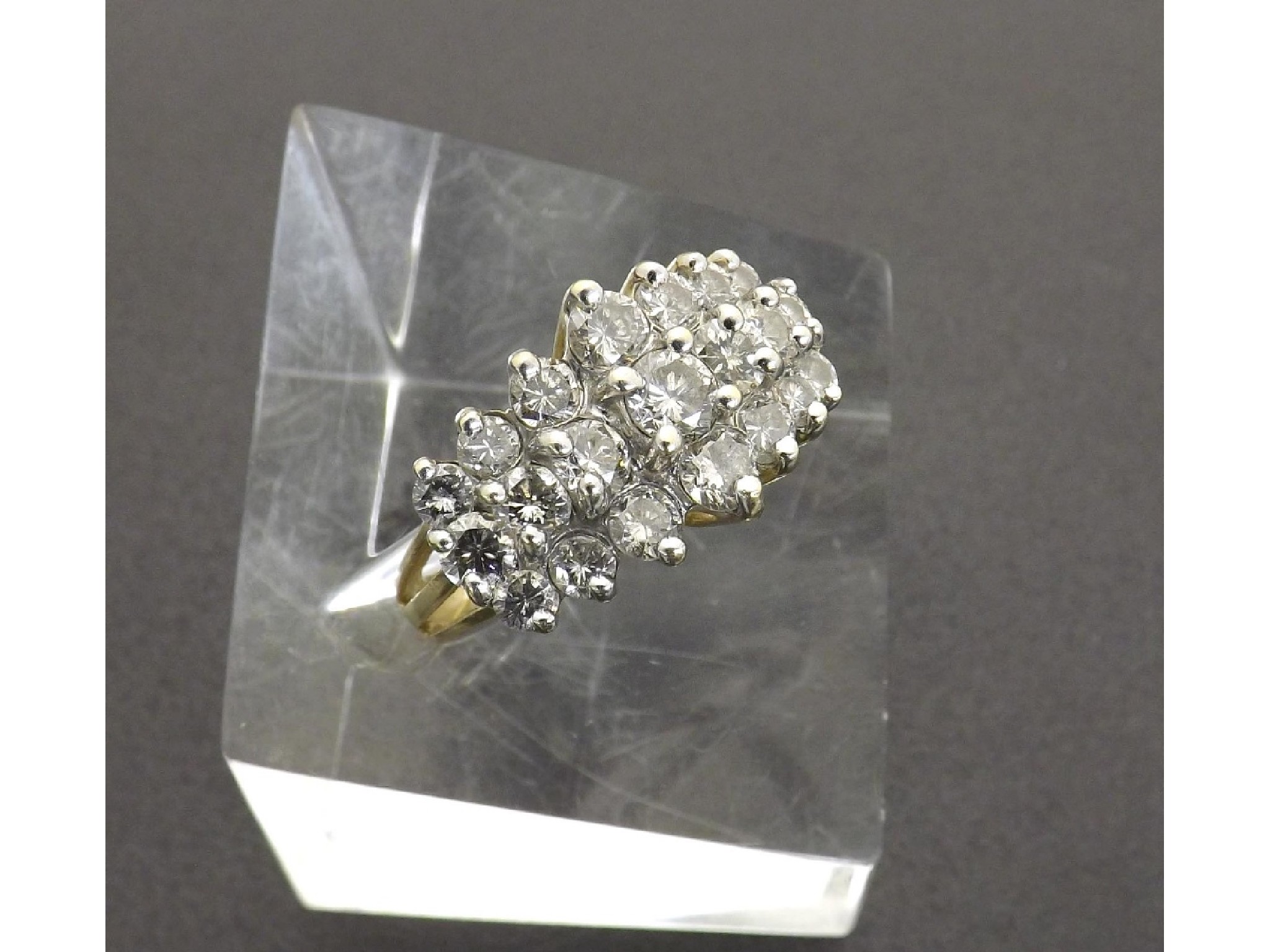 Appraisal: Fancy k diamond dress ring round brilliant-cut diamonds ct approx