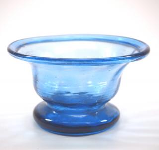 Appraisal: Pattern An early th century pattern-molded glass bowl Light Blue