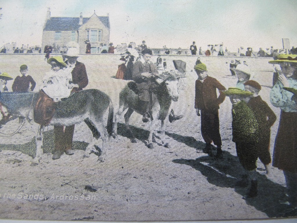 Appraisal: Tray lot - cigarette cards and an album of postcards