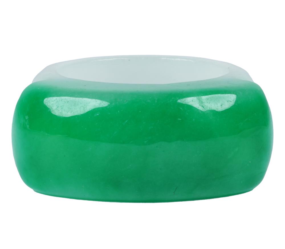 Appraisal: JADE SADDLE RING grams Condition