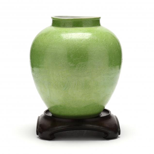 Appraisal: A LARGE CHINESE GREEN GLAZED PORCELAIN JAR WITH PHOENIXES th