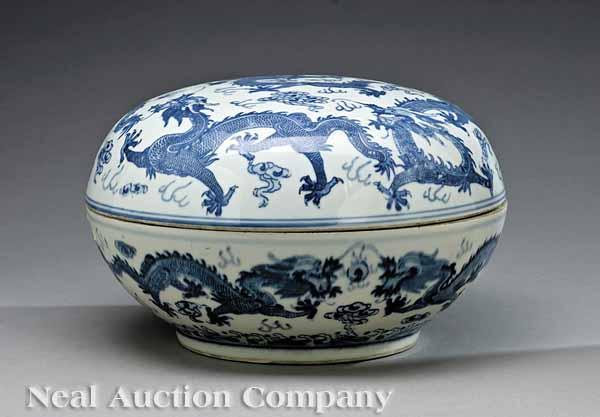 Appraisal: A Chinese Blue and White Porcelain Circular Box and Cover