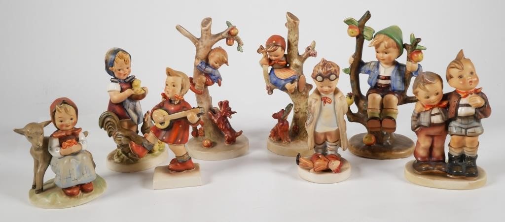 Appraisal: Tray lot of Hummel figurines eight total They are trademark