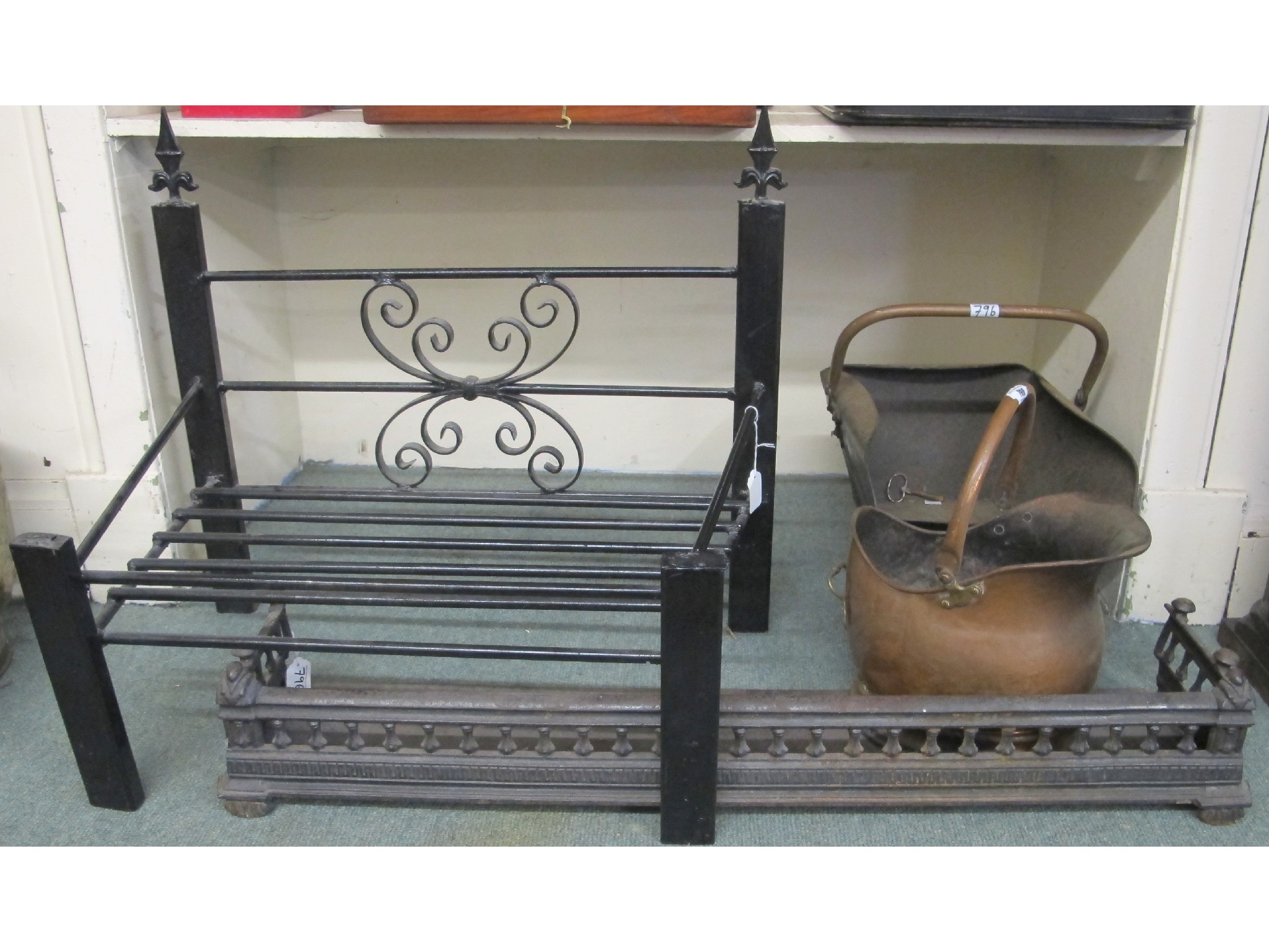 Appraisal: A cast iron fender cm wide a wrought iron open