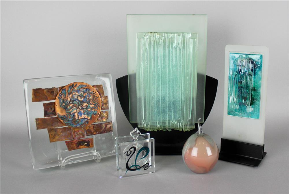 Appraisal: LARGE ASSORTMENT OF CONTEMPORARY GLASS ART AND SCULPTURE TO INCLUDE