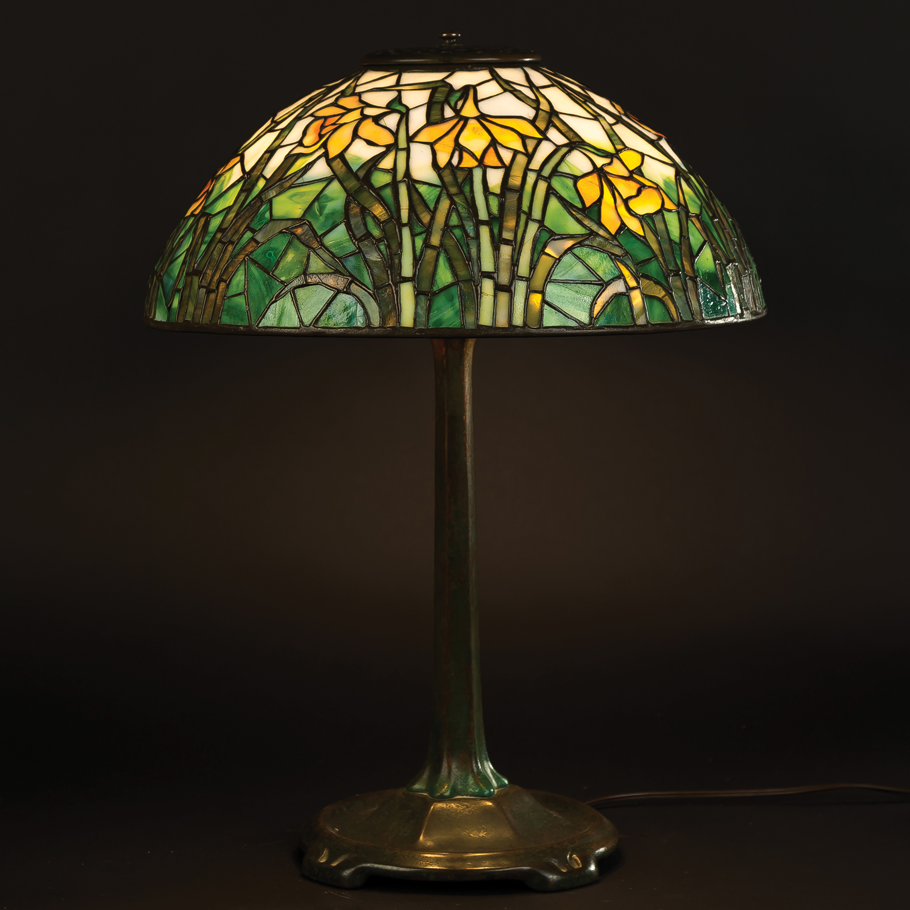 Appraisal: Tiffany Studios Daffodil Table Lamp Signed Tag Tiffany Studios New