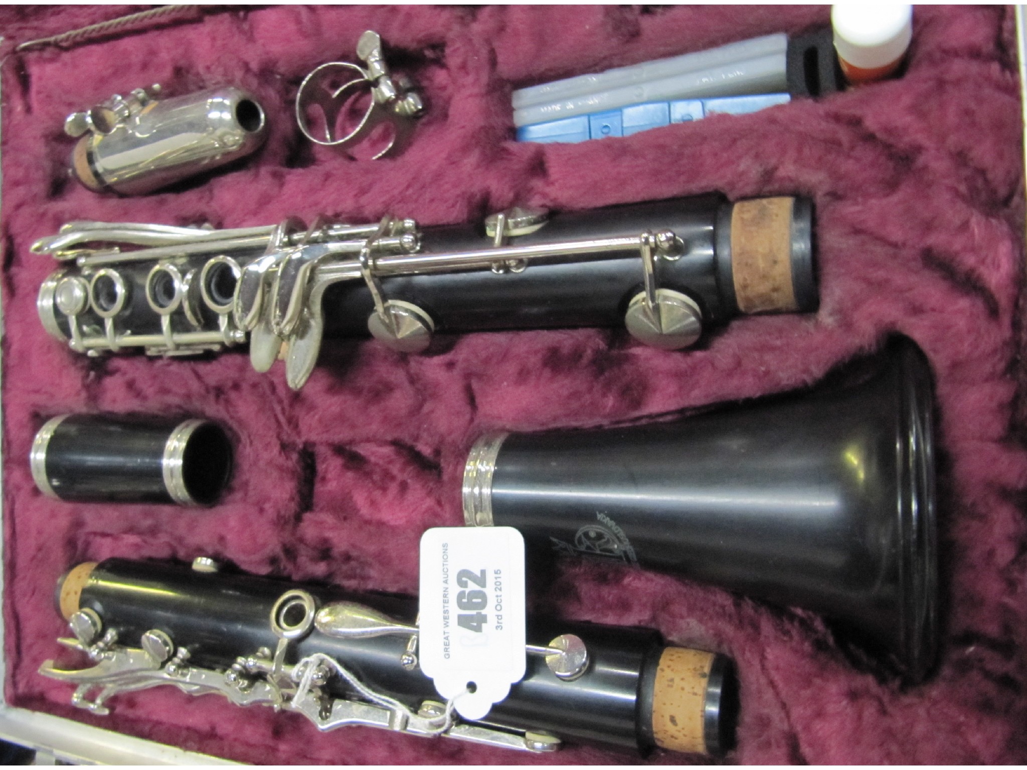 Appraisal: A clarinet in case