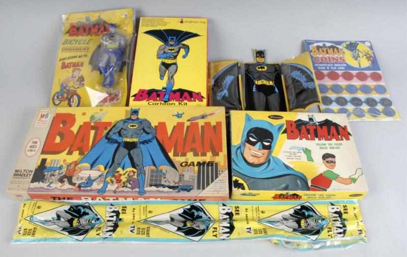 Appraisal: Lot of Vintage Batman Toy Items Description Includes game pencil