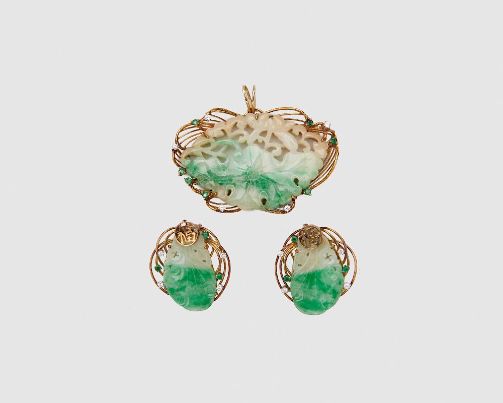 Appraisal: K Gold Jadeite Diamond and Emerald Suite K Gold Jadeite