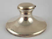 Appraisal: A small silver capstan inkwell Birmingham