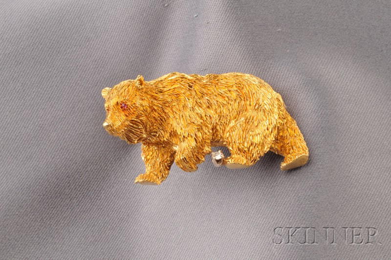 Appraisal: kt Gold Bear Brooch with ruby melee eyes and diamond