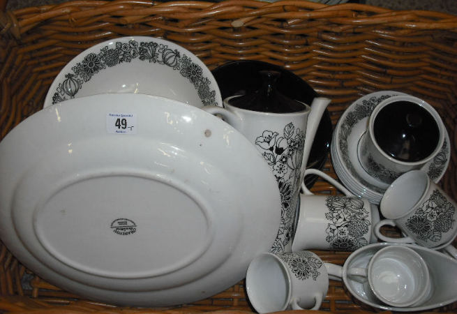 Appraisal: Grindley Manitou Dinner service to include Coffee Pot Large Oval