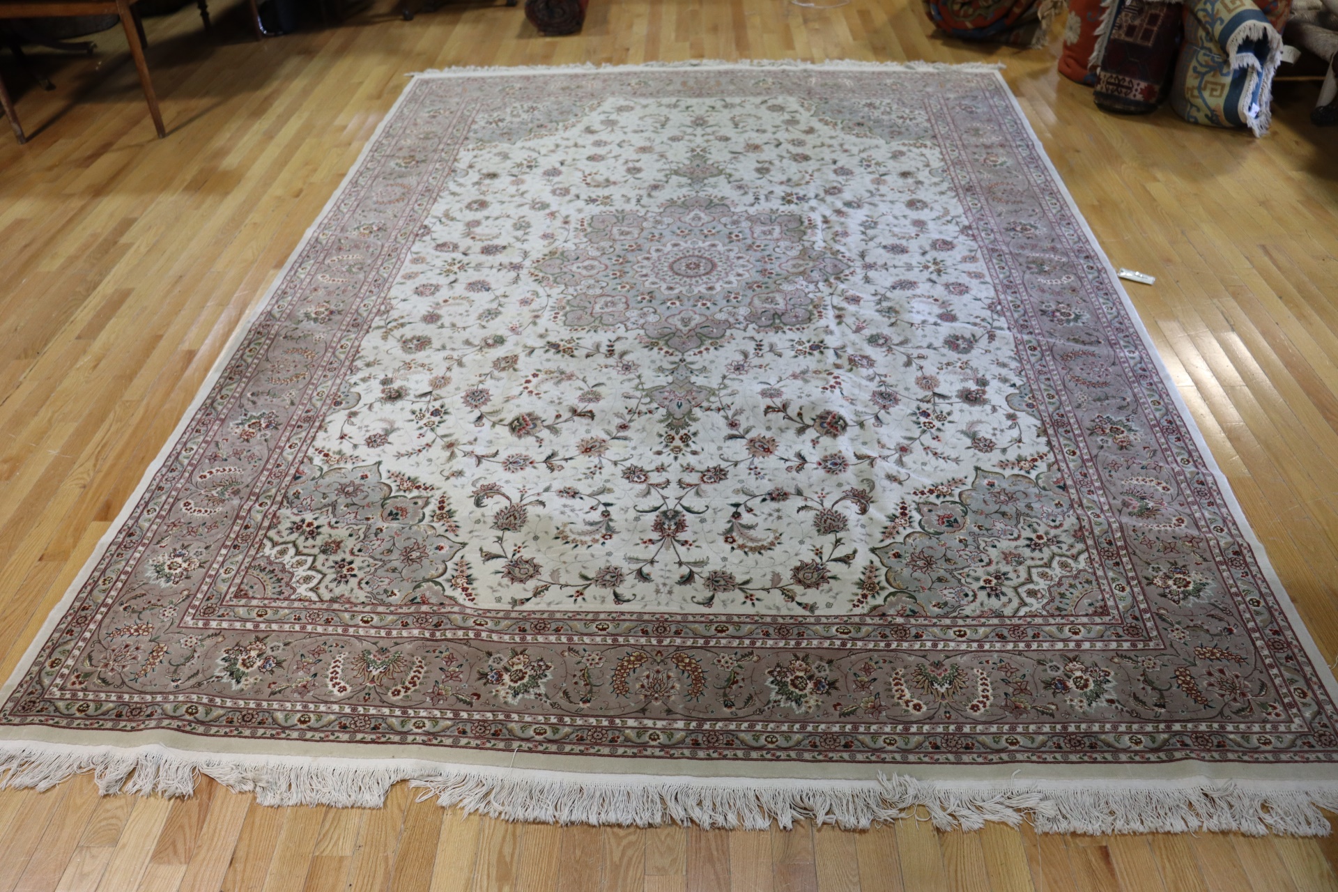 Appraisal: VINTAGE AND FINELY HAND WOVEN TABRIZ CARPET Nice size great