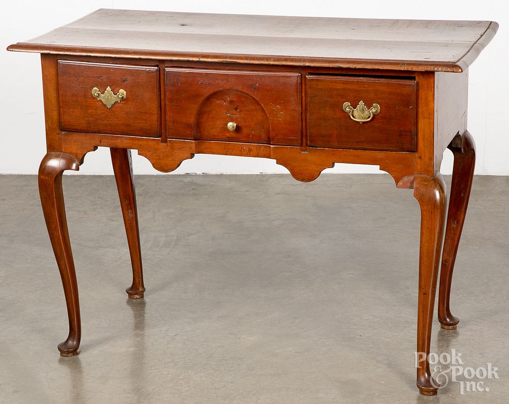 Appraisal: New England Queen Anne cherry dressing table New England Queen