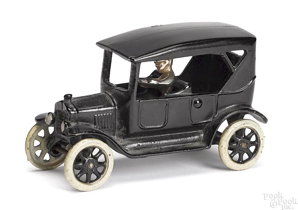 Appraisal: Arcade cast iron Model T touring car Arcade cast iron