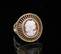 Appraisal: A Carved Shell Cameo In A Yellow Gold Ladies' Ring