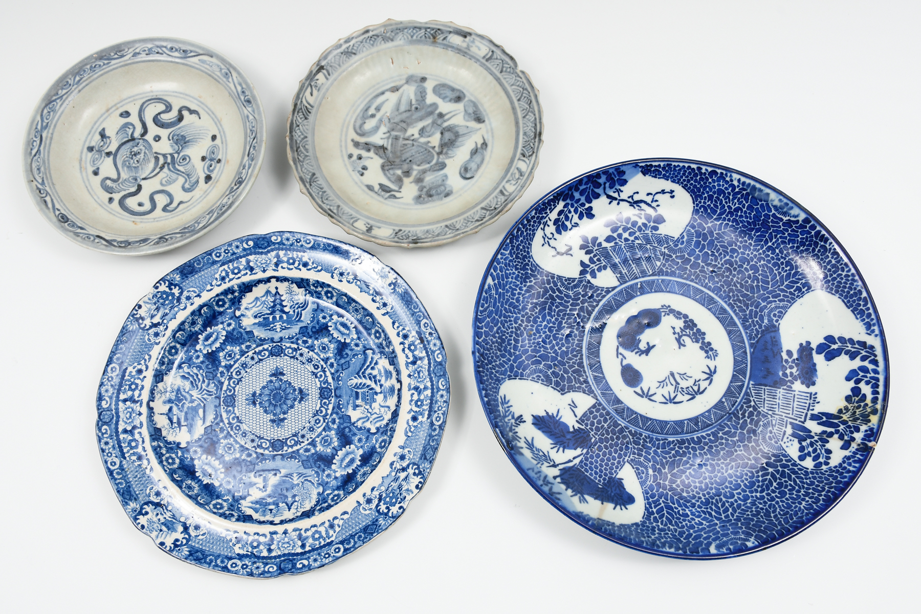 Appraisal: PC BLUE WHITE PORCELAINS Comprising - Ming Dynasty Chinese figural