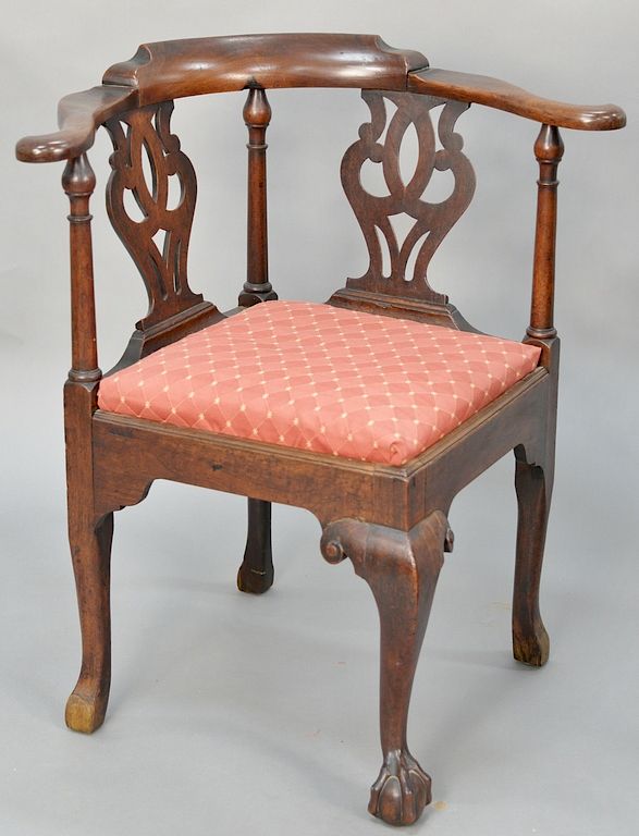 Appraisal: George II mahogany corner chair having pierced carved splats and