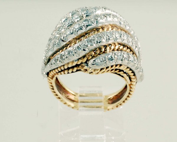 Appraisal: Diamond fashion ring in marked K two tone gold Fifty-three