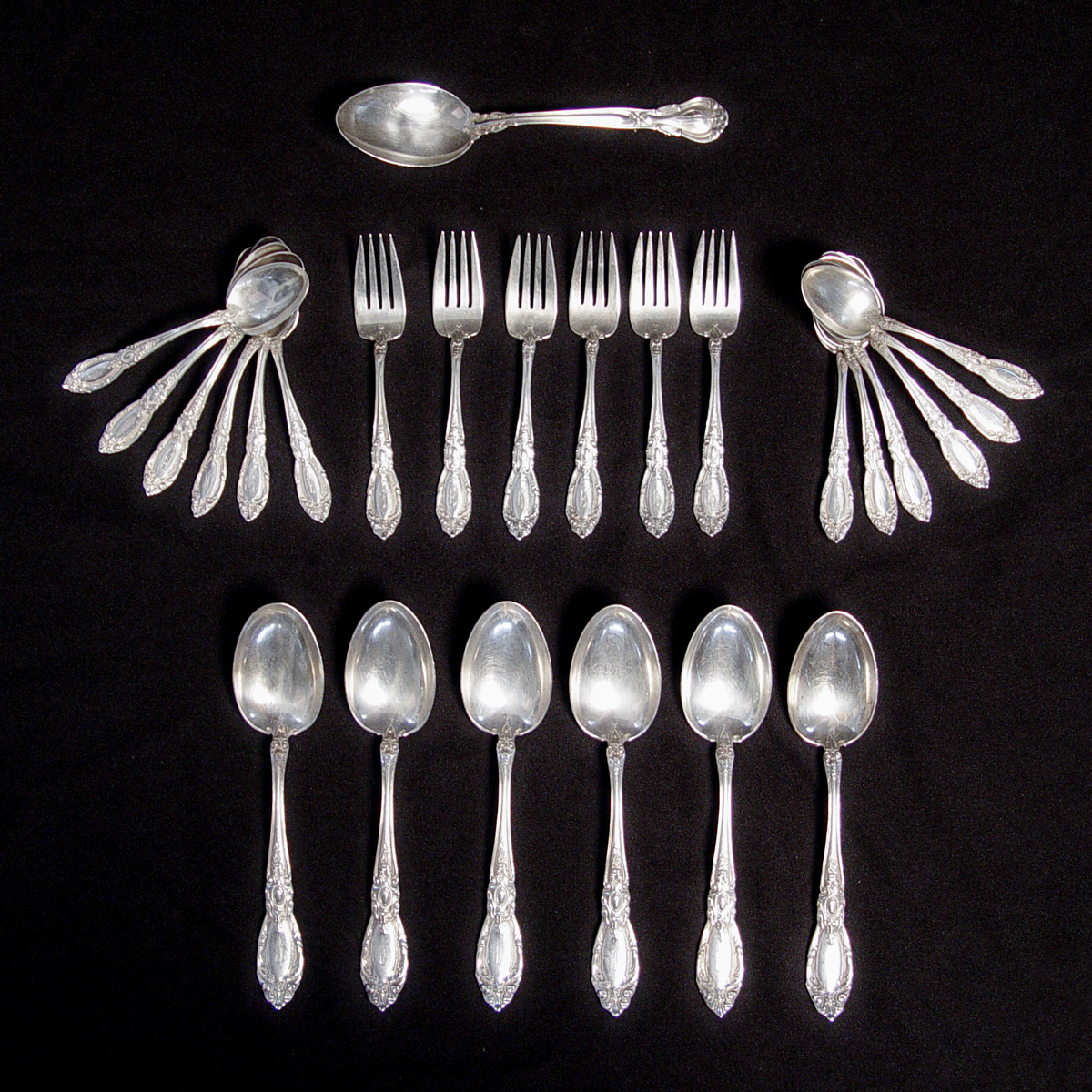 Appraisal: TOWLE STERLING KING RICHARD FLATWARE Approx Troy ounces pieces in