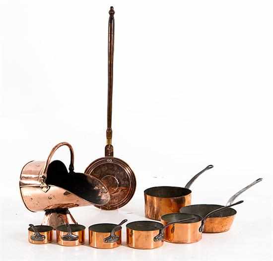 Appraisal: English copper coal scuttle warmer and cookware scuttle H ''