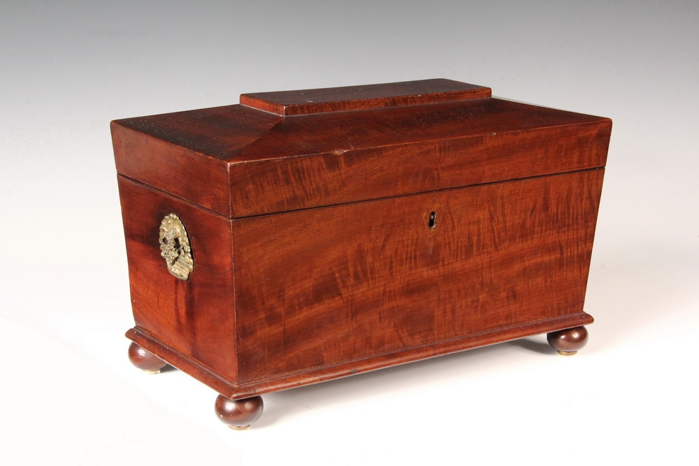 Appraisal: TEA CADDY - th c English Casket Form Tea Caddy