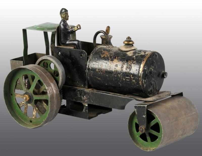 Appraisal: Home Made Steam Traction Engine Description Some hobbyist had lots