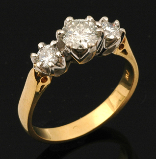 Appraisal: THREE STONE DIAMOND RING SET IN CT GOLD TOTAL DIAMOND