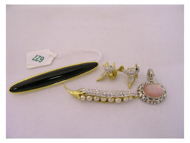 Appraisal: Lot of costume jewelry including Monet bar pin and Carolee