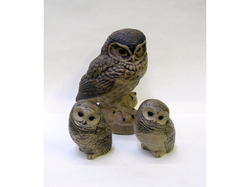 Appraisal: Poole stoneware model of a barred owl by Barbara Linley