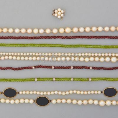 Appraisal: AKOYA PEARL PERIDOT GARNET BEAD NECKLACES Eight pieces Three cultured