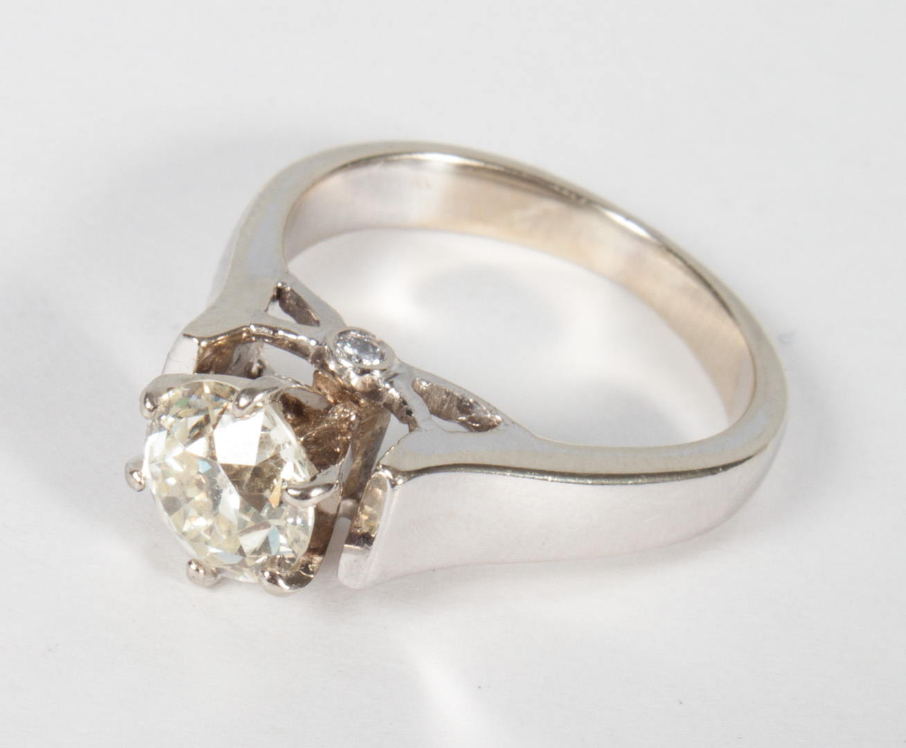 Appraisal: Lady's K white gold diamond solitaire ring about carats size