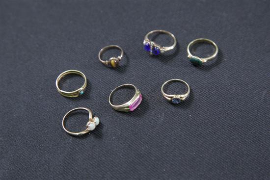 Appraisal: SEVEN RINGS All either tested or marked K Sizes -