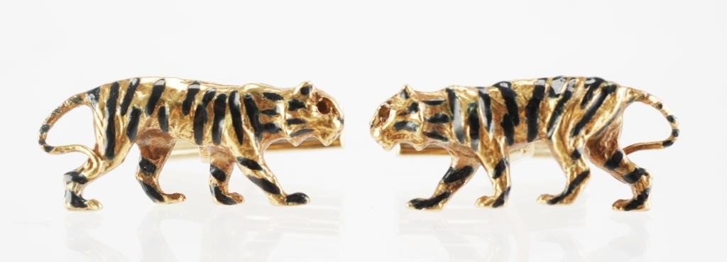 Appraisal: PAIR K GOLD FIGURAL TIGER CUFFLINKSPair K yellow gold and