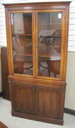 Appraisal: FEDERAL STYLE MAHOGANY CORNER CABINET Bernhardt Furniture Co Lenoir North