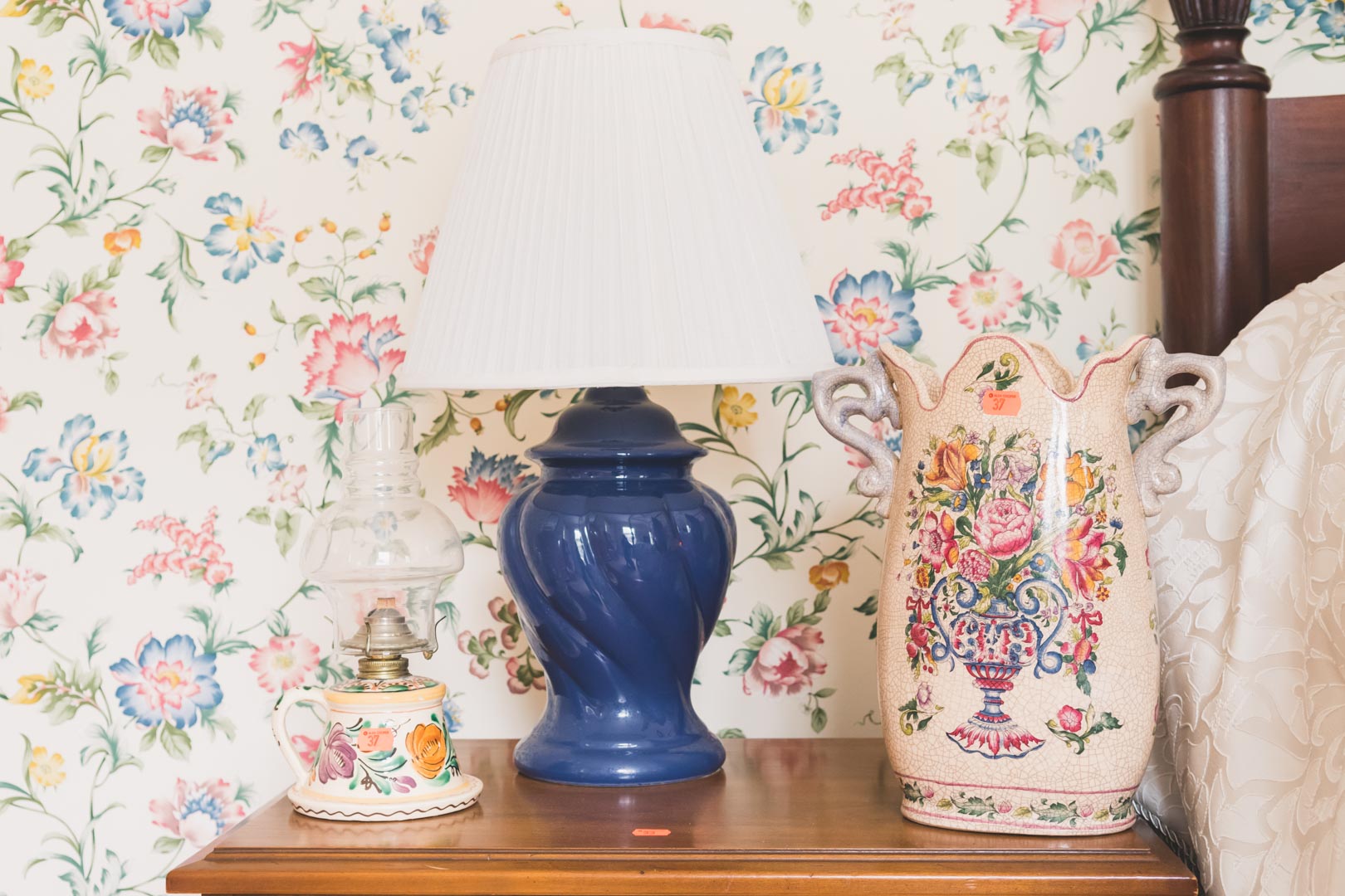 Appraisal: Assorted items including pair of blue glaze ceramic vase lamps