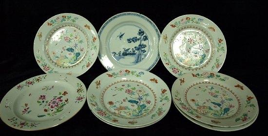 Appraisal: Eight th Century famille rose diner plates decorated cranes in