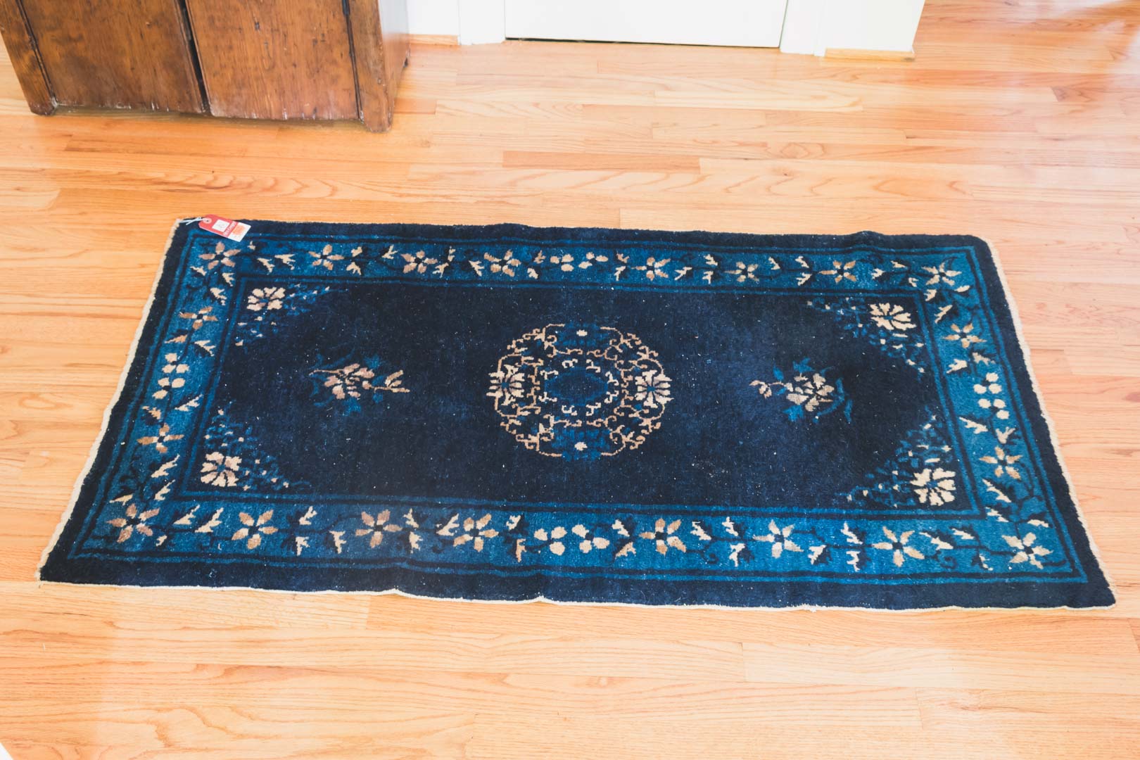 Appraisal: Chinese Peking scatter rug