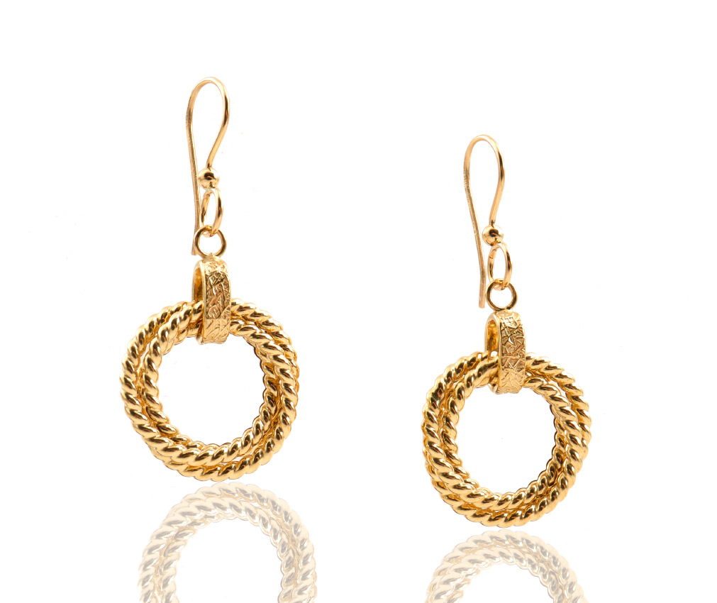 Appraisal: K GOLD DOUBLE ROPE EAR WIRES BY MILOR Double rope