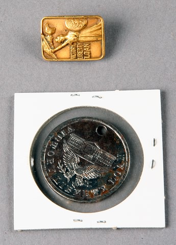 Appraisal: WWI Medallion and Liberty Loan pin medallion was presented by