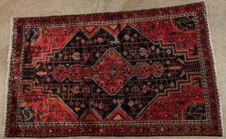 Appraisal: ORIENTAL RUG ' X ' NAHAVAND ORIENTAL RUG ' X