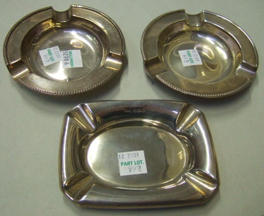 Appraisal: Silver comprising two similar circular ashtrays with beaded rims Sheffield