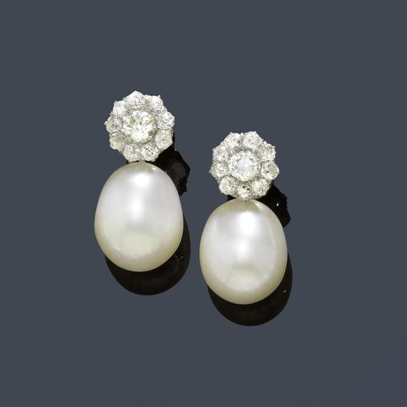 Appraisal: PEARL AND DIAMOND EAR PENDANTS White gold Elegant ear pendants