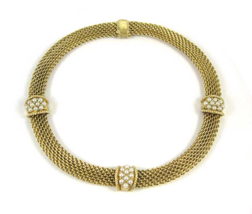 Appraisal: PEARL AND FOURTEEN KARAT GOLD COLLAR NECKLACE The k yellow