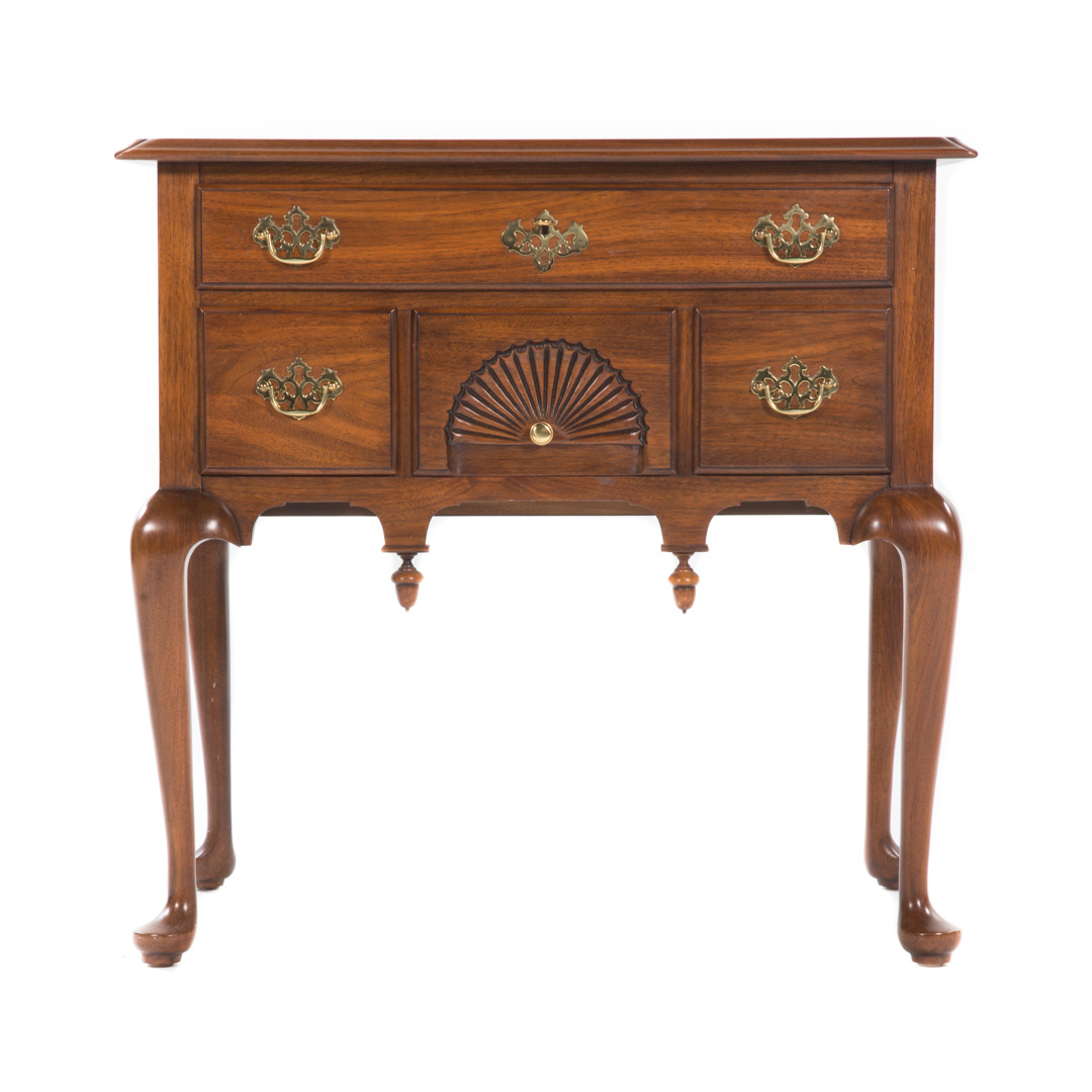 Appraisal: Henkel-Harris Queen Anne style walnut lowboy Winchester VA th century