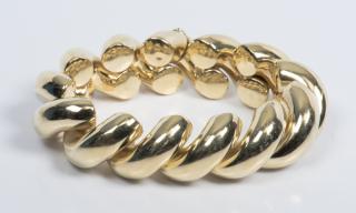 Appraisal: K Shrimp Link Bracelet K yellow gold shrimp-style link bracelet