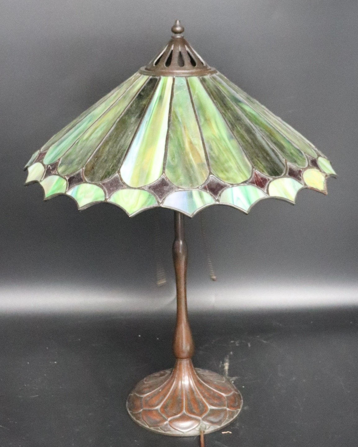 Appraisal: Handel Signed Arts Crafts Table Lamp Shade Signed on base